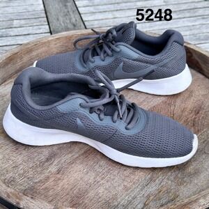 Nike Tanjun Womens Running Shoes Black Gray Mesh Sneakers Size 7.5
